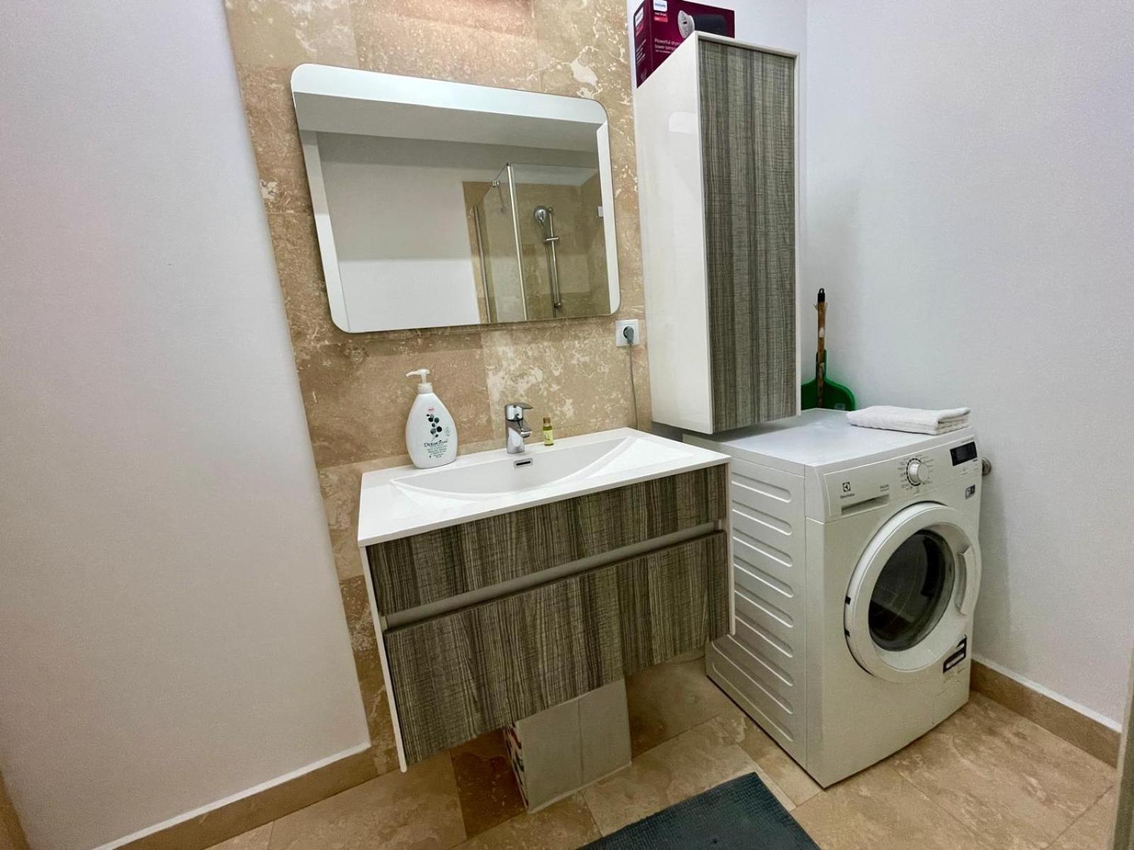 Yamaluxe Apartments - Between The Lakes - Close To Iulius Mall 克卢日-纳波卡 外观 照片